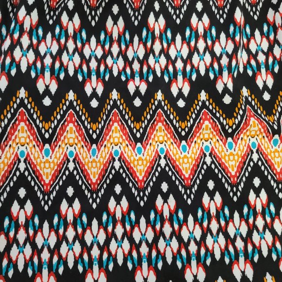 Womens Large Olivia Matthews Dress. Can be worn on the shoulders or off. - Picture 4 of 8